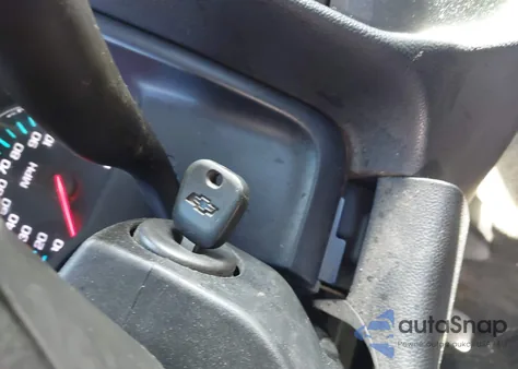 2015 Chevrolet Silverado 1500 1Lt z USA, uszkodzony, nr VIN 1GCVKREH5FZ426774